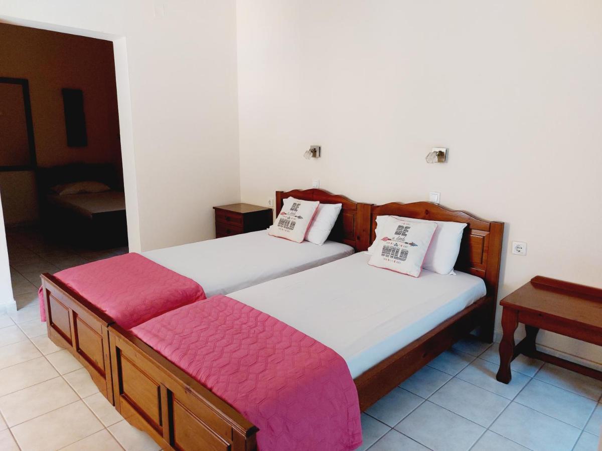 Zoi & Alexia Apartments Ipsos Luaran gambar